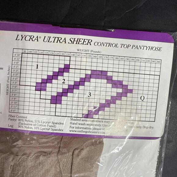 On The Go Hosiery Control Top Pantyhose Panty Hose Stockings Size 2 Nude New - Picture 7 of 11